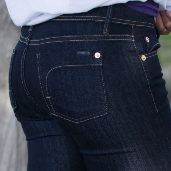 Fidelity Stevie Mid-Rise Skinny in Viper Rinse - Picture 3 of 3